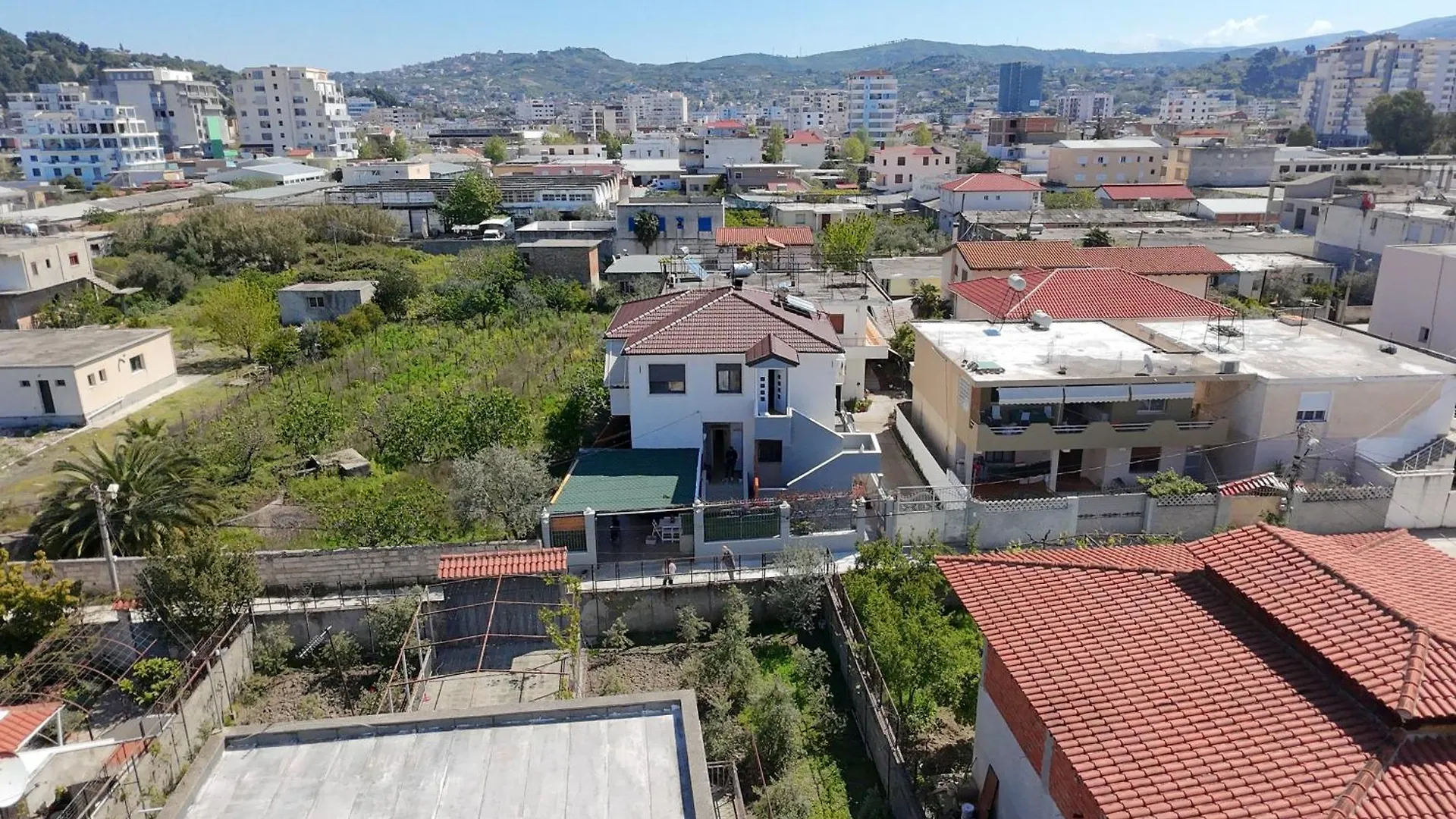 Villa Jaupaj Vlorë 0*,  Albanien
